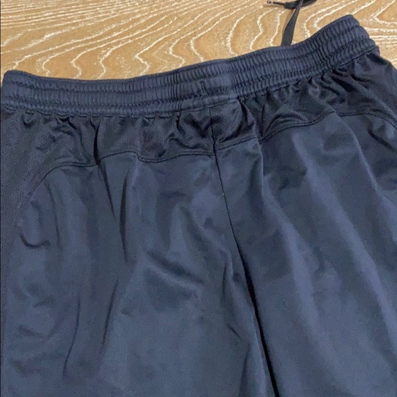 Under Armor Training shorts - Picture 6 of 7